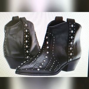 Sam Eldeman Womens Brian Studded Western Black Leather Ankle Boots Size 9 gently